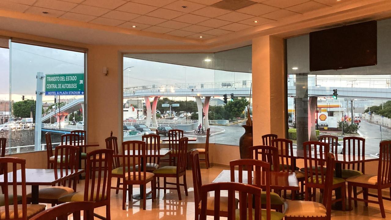 Hotel Enterprise Inn Poliforum 莱昂 外观 照片