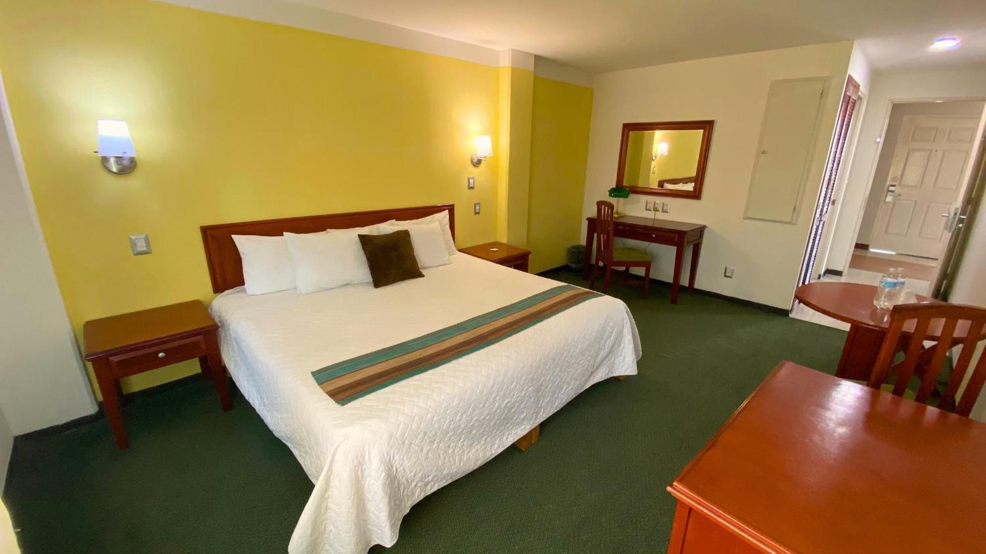 Hotel Enterprise Inn Poliforum 莱昂 外观 照片