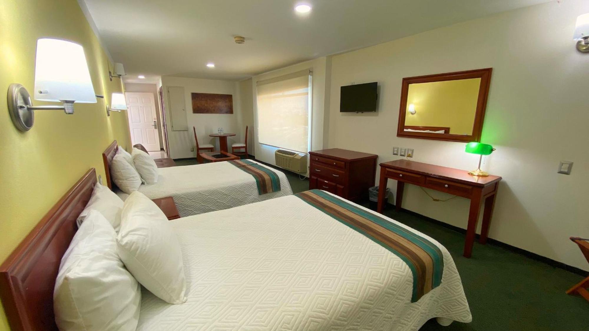Hotel Enterprise Inn Poliforum 莱昂 外观 照片